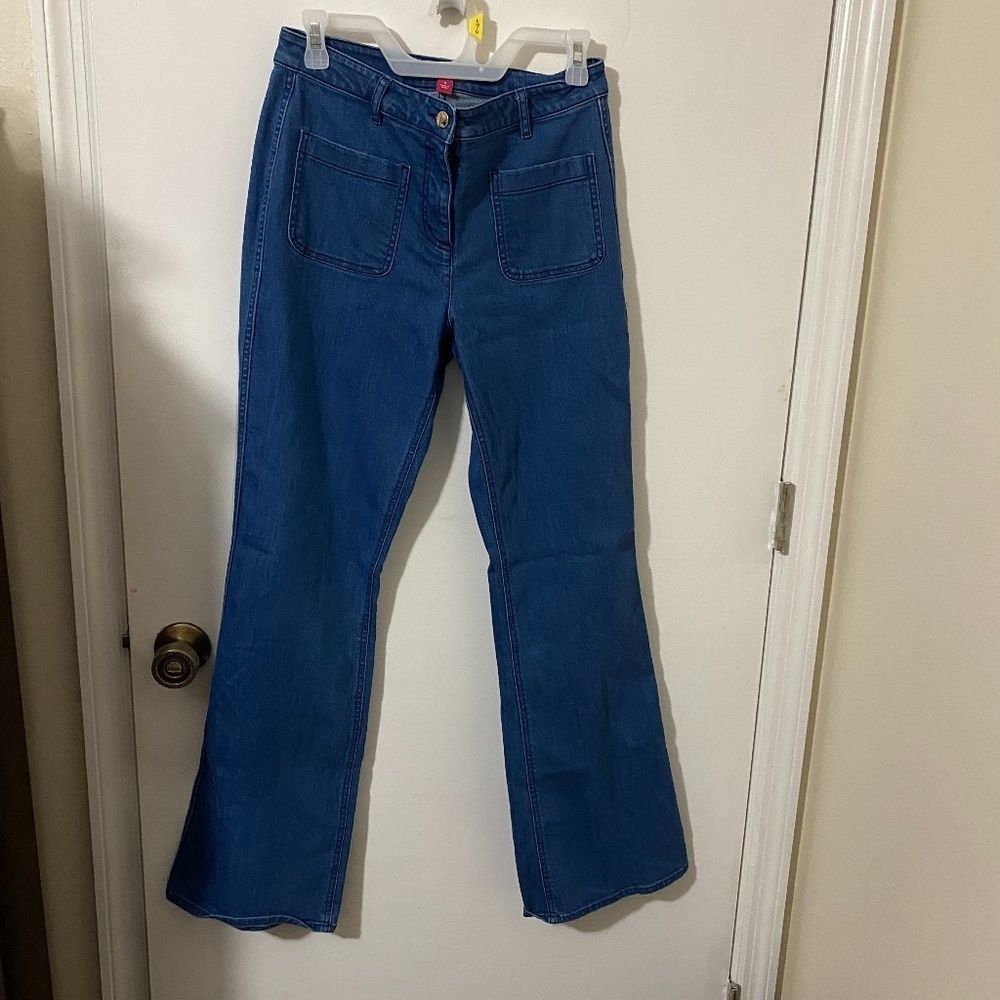 Vince Camuto Flare Leg Jeans size 6